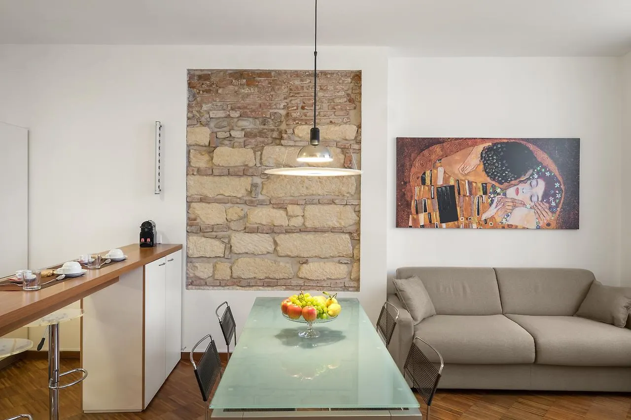 Flats4Rent Casa Sailu Apartment Verona